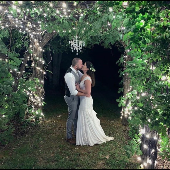 Meet your Posher, Alisha - Picture 1 of 3